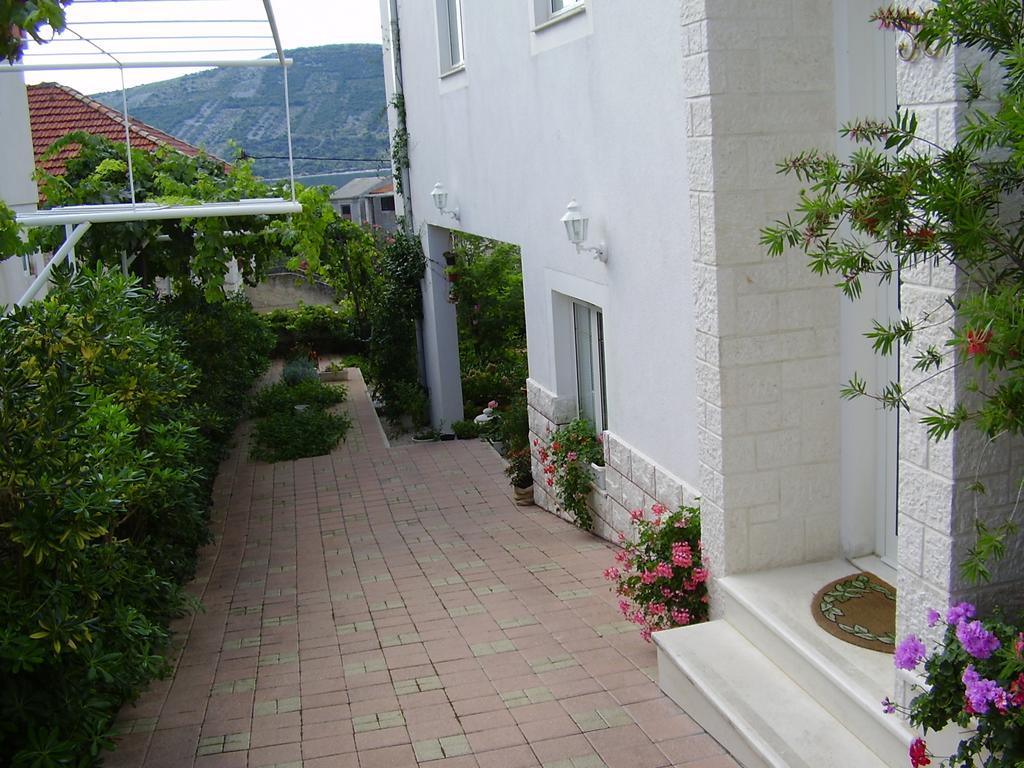 Apartments Ruza Примоштен Номер фото