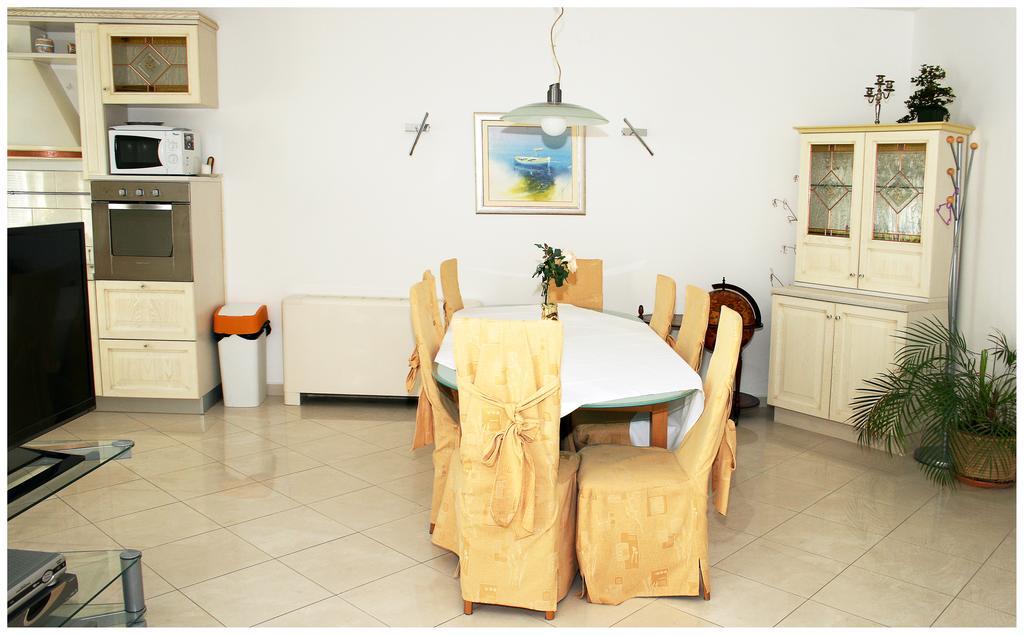 Apartments Ruza Примоштен Номер фото